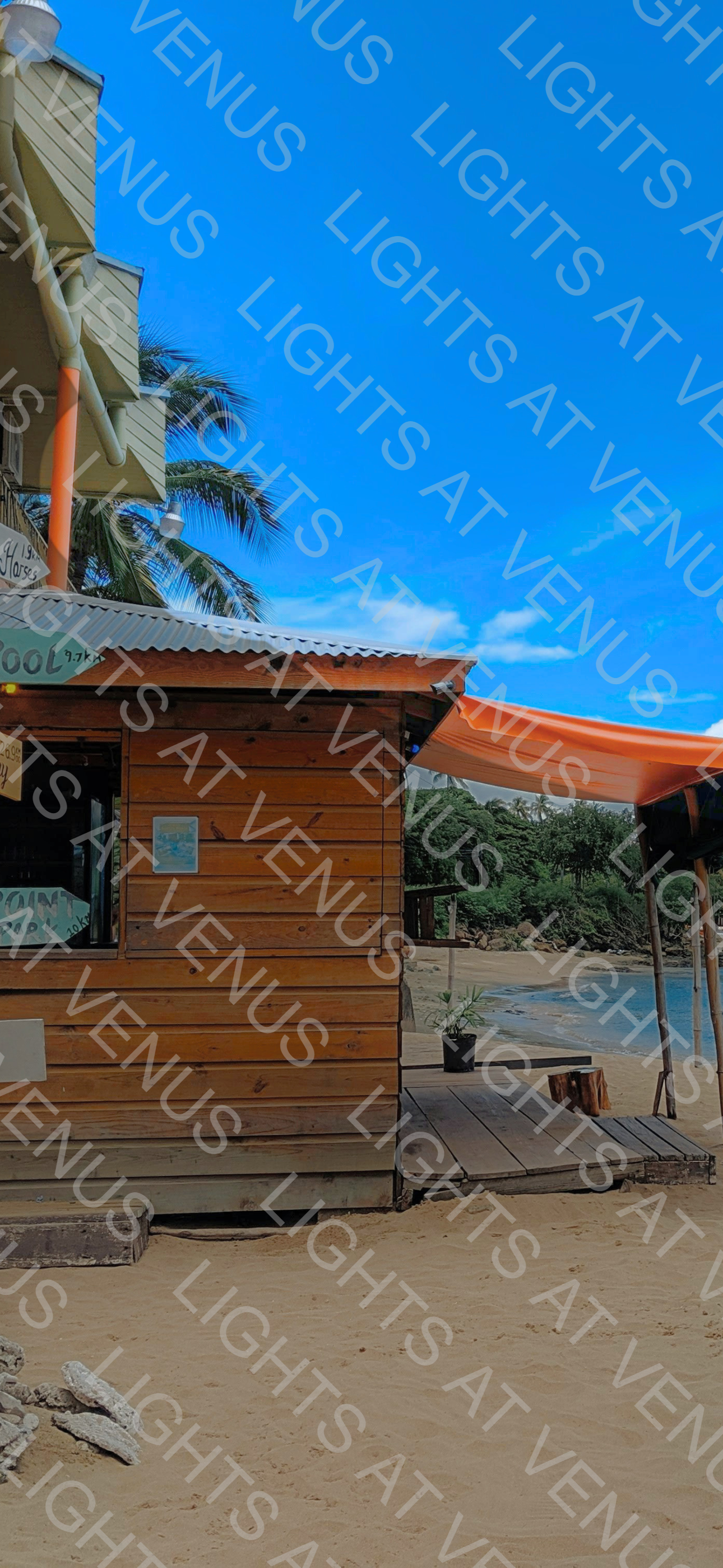 Wallpaper - Home at the Beach front